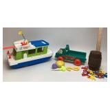 Barrel of Monkeys & Fisher Price: Happy Houseboat,