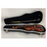 4/4 Violin With Bow and Hardshell Case