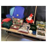 122 Qt Sterilite Containers, Christmas Pillows, Su