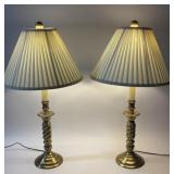 2 brass table lamps