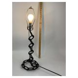 Metal Chain Table Lamp With Harp