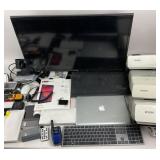 Untested Samsung Monitor, Dell Laptop, Apple MacBo