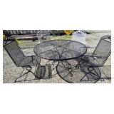 Wrought Iron Round Patio Table 48 in. Across & 4