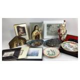 Christmas Plates, Religious Art, Dee Foust Collect