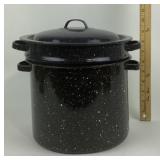Speckled Enamelware Stock Pot With Lid