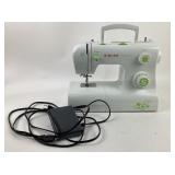 Singer Esteem II Sewing Machine