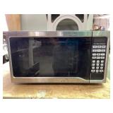 Hamilton Beach Microwave Oven 700 Watts