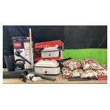 Nesco 18 Quart Roaster, Toro Super Blower Vac, Out