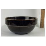 Brown Ceramic Mixing Bowl With Glazed Finish