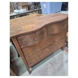 Tiger Oak Scalloped Front 4 Drawer Dresser -