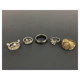 Sterling Marked Gold tone Hunting Club ring 20.09g