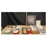 Holy Bible, Wall Art: Pressed Flower, Metallic Sun