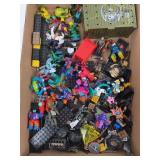 1994 Galoob Z-Bots Figures, Mega Bloks Call of Dut