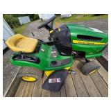 John Deere 102 Riding Mower With 42-Inch Deck