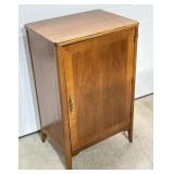 Album storage cabinet