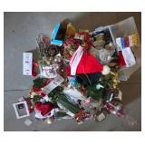 Christmas Decorations, Ornaments, Holiday Accessor