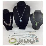 Costume Jewelry: Saq silver tone necklace, Lia