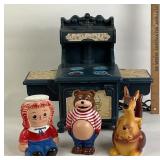 Cole I Holly Hobby Toy Stove with Three Vinyl 70