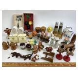 Novelty Salt Shaker: Hat Rack, Porcelain, Chinato