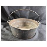 Wagner's Cast Iron Dutch Oven With Bail Handle
