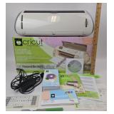 Cricut Expression Cutter, Accessories, Manuals