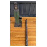 Green Screw Bottle Jack With Handle