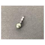14k white gold, diamond and Tahitian pearl