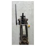 Hydraulic Floor Jack With Handle