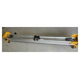 DeWalt Adjustable Saw Stand