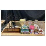Metal Leaf Hanging Rack, Hello Kitty Container, Pa