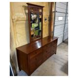 6-Drawer Dresser with mirror