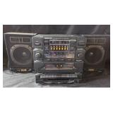 Soundesign 5834BLK AM-FM Stereo System