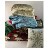Christmas Quilts, Throw Blankets, Decorative Pillo