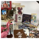 Comics, Art Prints, Flamingo Figures, Stands Set,N