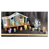 Bluey Toy Collection: 13 Figurines incl.