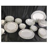 Style House Fine China Dinnerware Set Japan