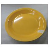 Kitchen Kraft 10" pie plate, yellow