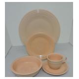 Fiesta Post 86 5 pc place setting, apricot