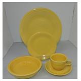 Fiesta Post 86 5 pc place setting, sunflower