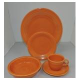 Fiesta Post 86 5 pc place setting, tangerine