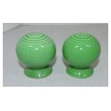 Vintage Fiesta pair of shakers, medium green