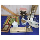 Box of assorted items