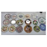 Lot of 17 collector plates, World