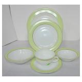 Pyrex set of dinnerware, 56 pcs: 12 - 10" plates,