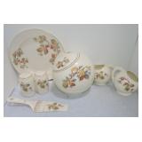 Universal Petit Point Leaf lot of 7 pcs, various