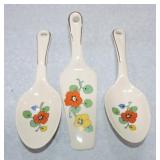 Harker Pottery floral cake server and 2 spoons
