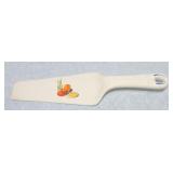 Kitchen Kraft Mexicana cake server, blue trim