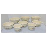 Oven Serve Daisies lot of 8 pcs