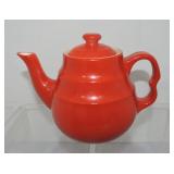 Universal red teapot