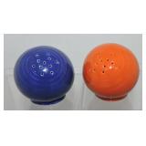 Cobalt/red pair of shakers